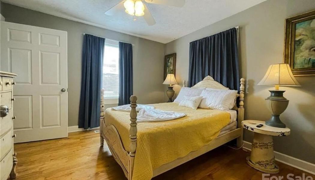 Charming Cottage In Morganton With Ample Parking Экстерьер фото